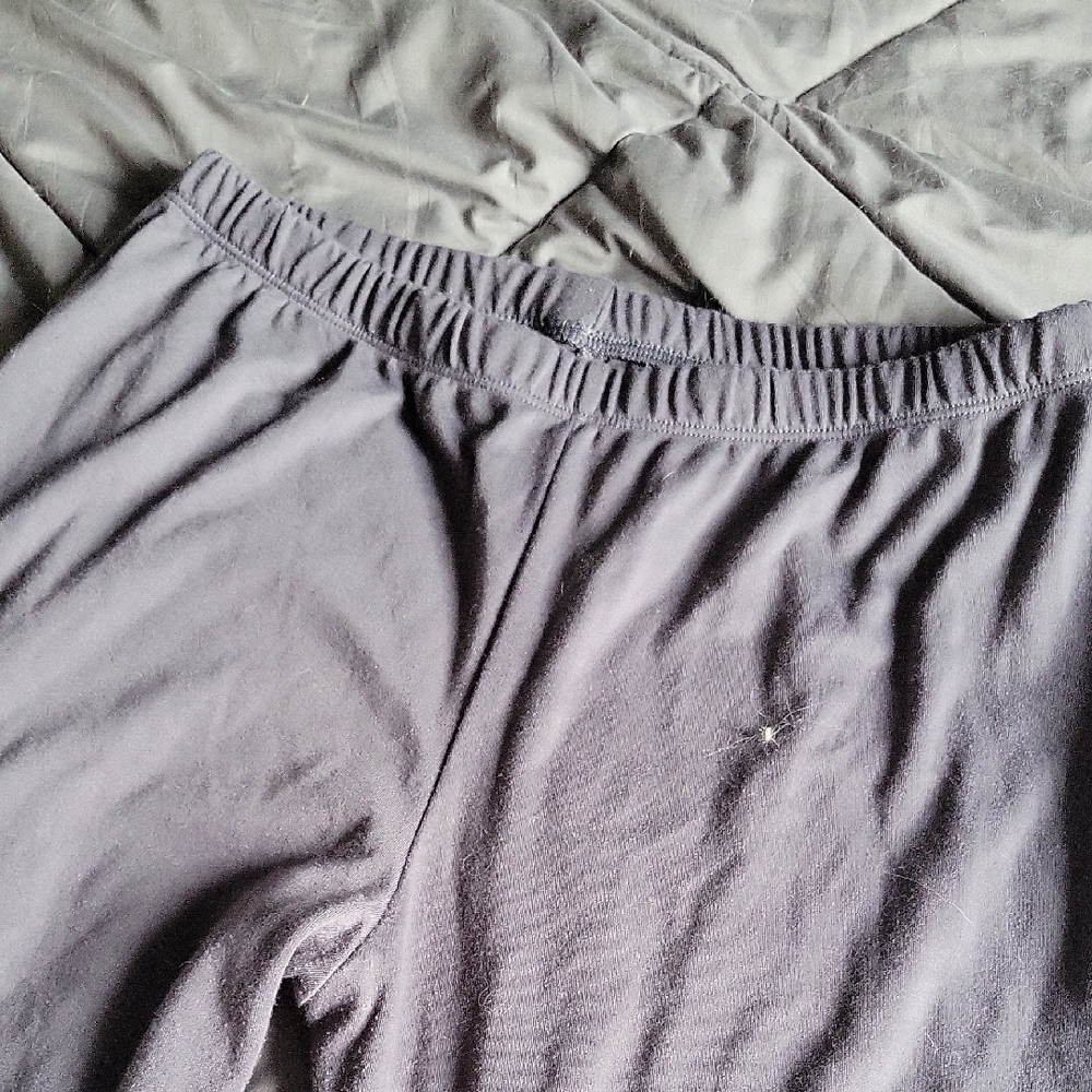 Gray Lace Trim Pyjama Set - Picture 8 of 9